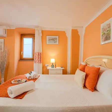 Pensjonat S'apposentu - Un'angolo Di Paradiso Con La Vista Sul Castello 3*