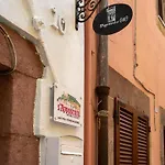Vendégház S'apposentu - Un'angolo Di Paradiso Con La Vista Sul Castello 3*
