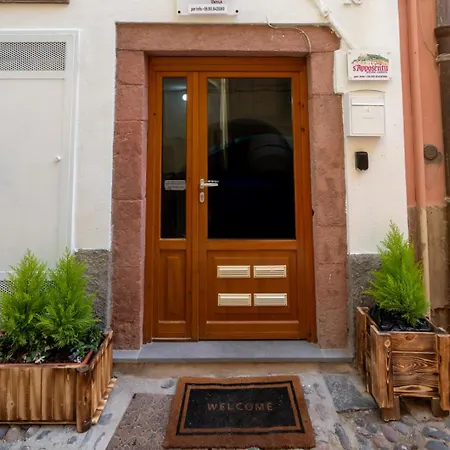 S'apposentu - Un'angolo Di Paradiso Con La Vista Sul Castello