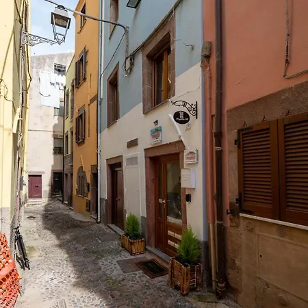 S'apposentu - Un'angolo Di Paradiso Con La Vista Sul Castello Bosa